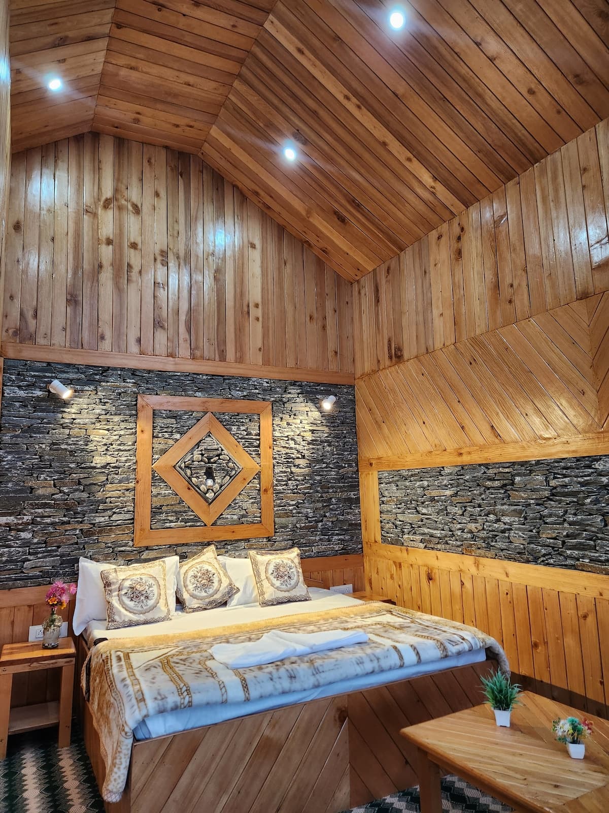 Bastiat Stays  -  The Woodland Valley View  -  Tandi 2