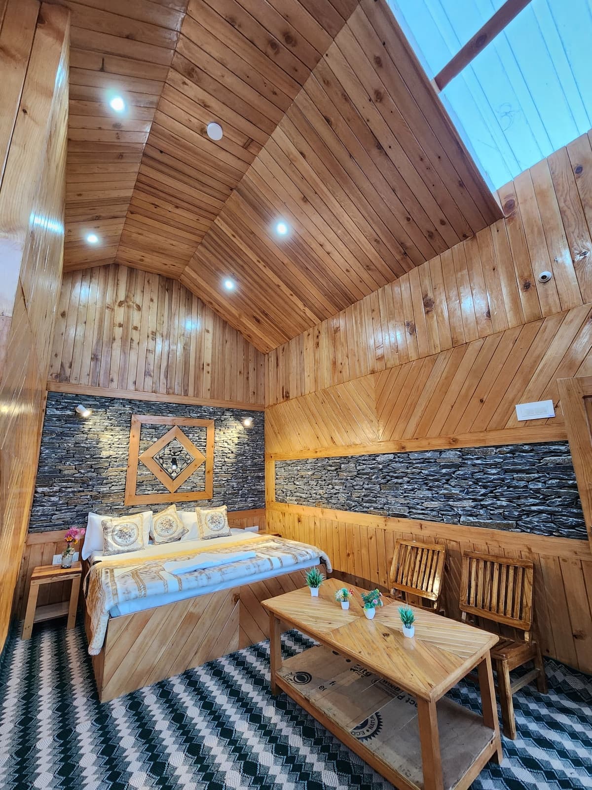 Bastiat Stays  -  The Woodland Valley View  -  Tandi 3